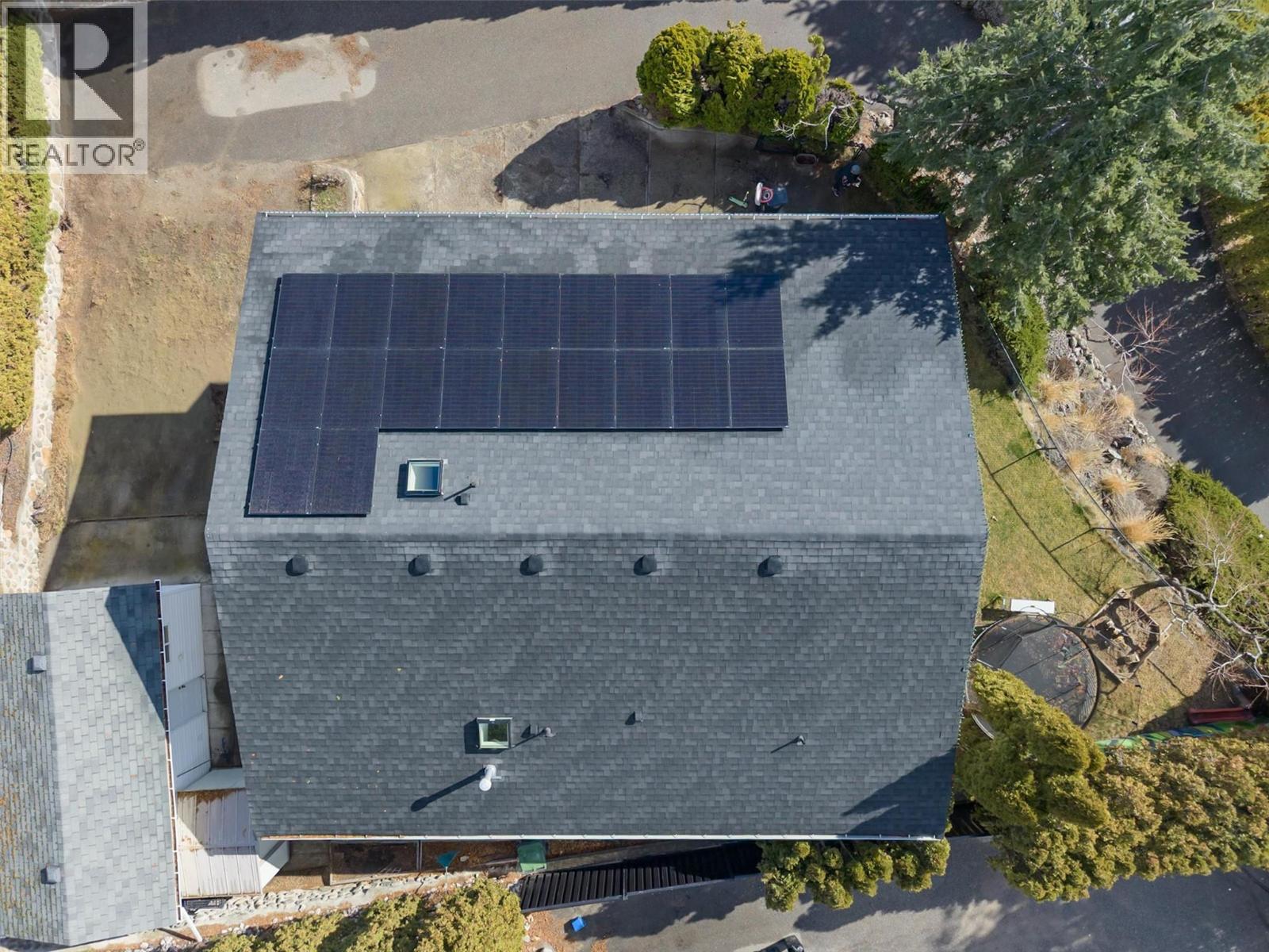  2160 Shamrock Drive, West Kelowna