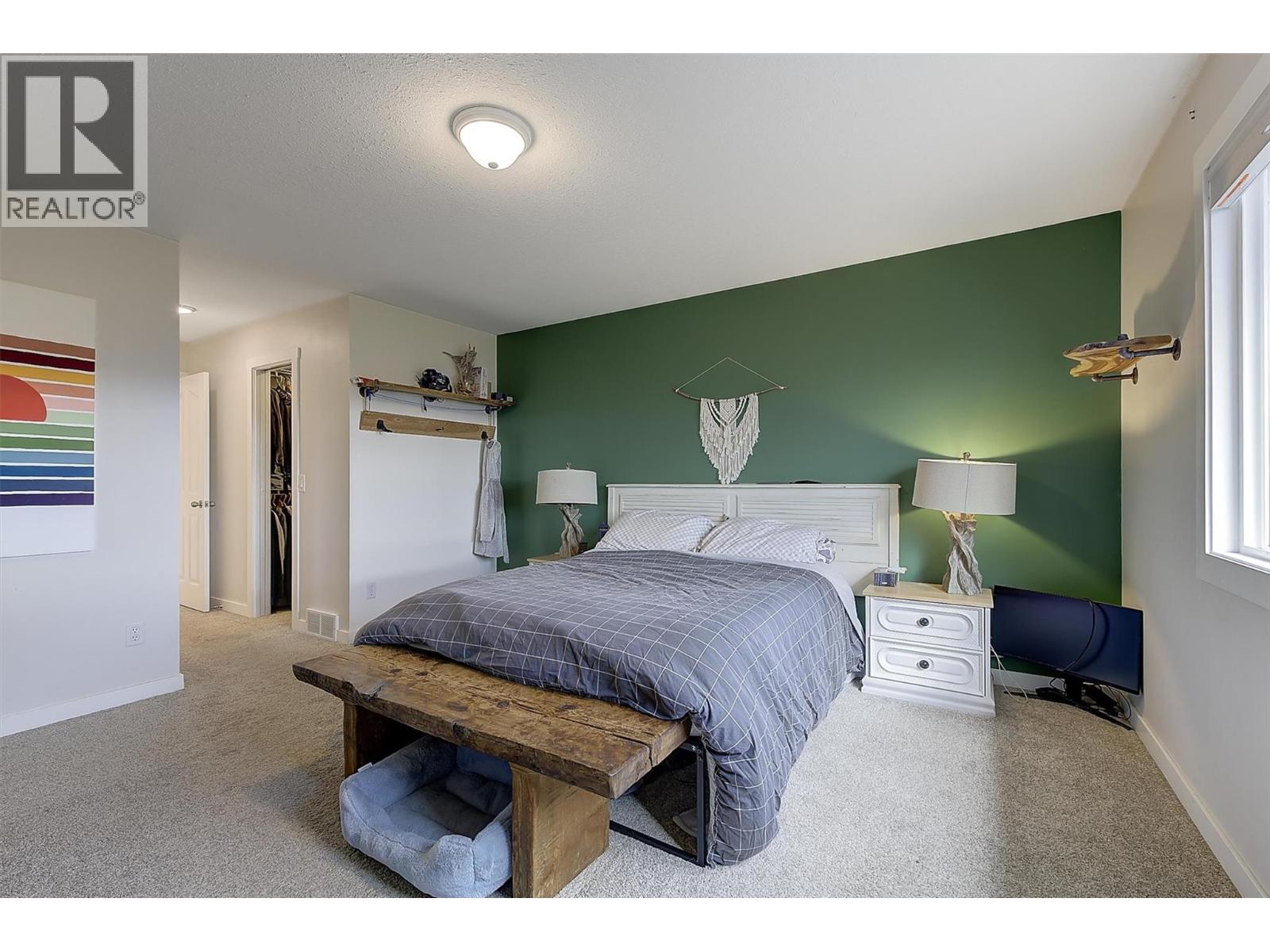  2160 Shamrock Drive, West Kelowna