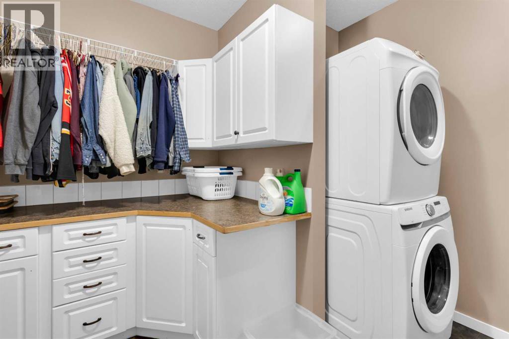 
          924 Heritage Estates Drive
            <br/>
            <span>Acme</span>
            , 
            <span>AB</span>
             <span>T0M0A0</span>
         - Photo 26