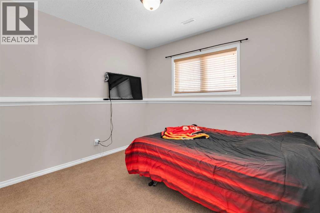 
          924 Heritage Estates Drive
            <br/>
            <span>Acme</span>
            , 
            <span>AB</span>
             <span>T0M0A0</span>
         - Photo 23