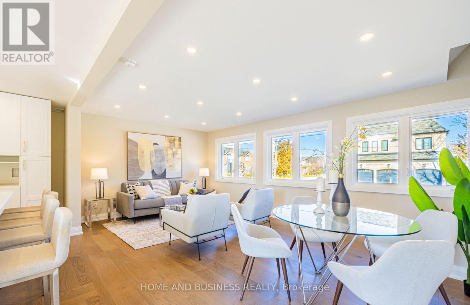 1326 MEREDITH AVENUE