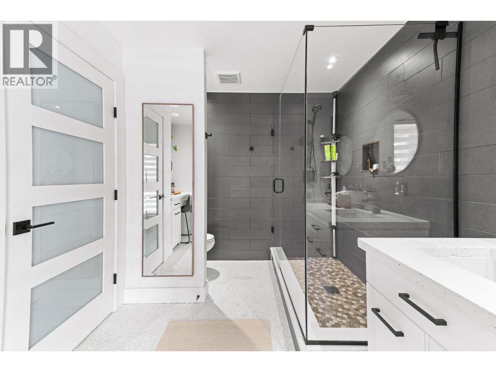 1305 14th Street S, Cranbrook