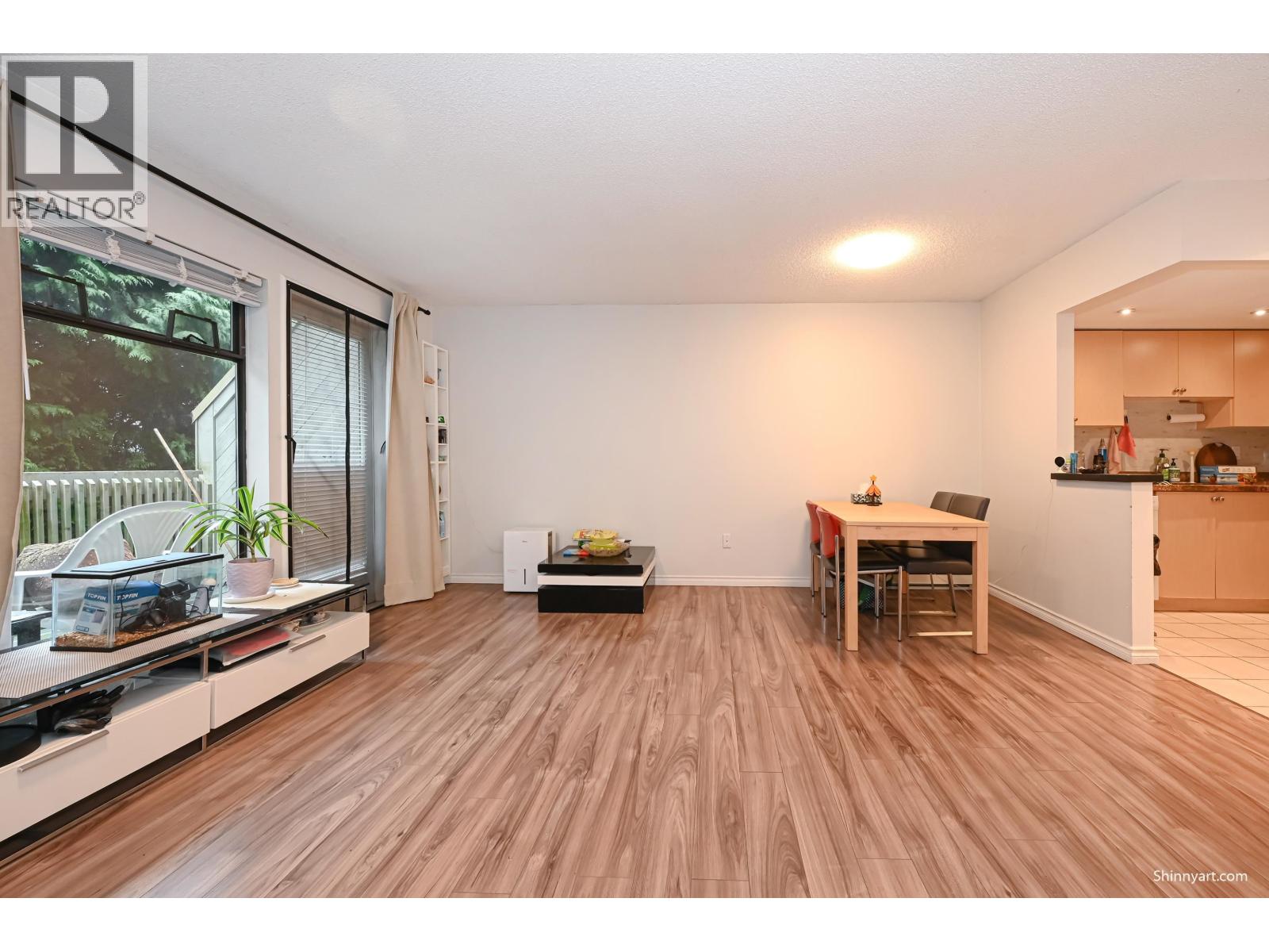 12 8820 WESTMINSTER HIGHWAY, Richmond