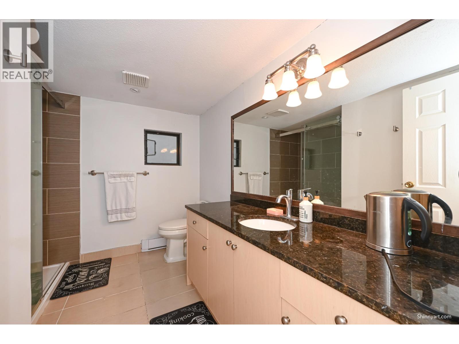 12 8820 WESTMINSTER HIGHWAY, Richmond