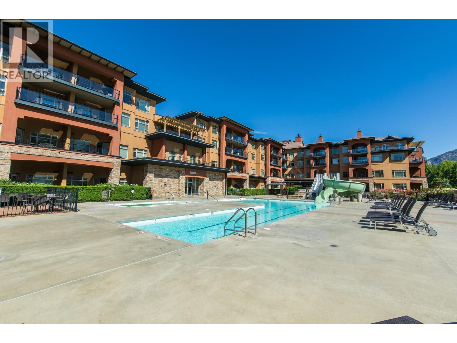 304-15 PARK Place - 84