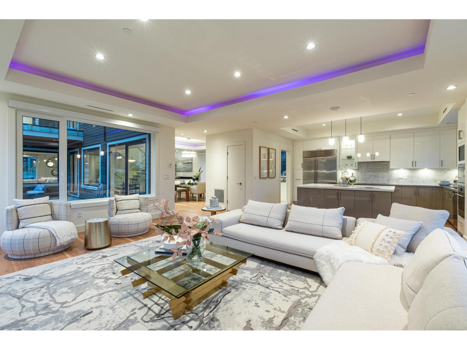 13600 BLACKBURN AVENUE, White Rock