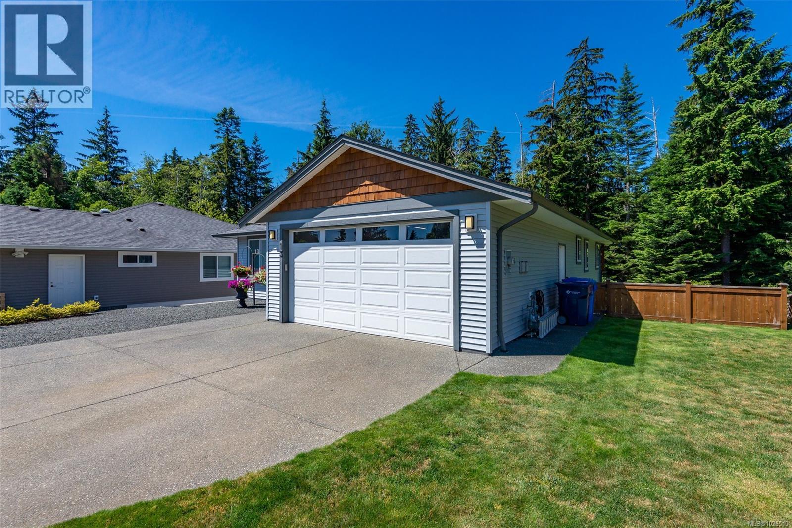 13 100 McPhedran Rd, Campbell River