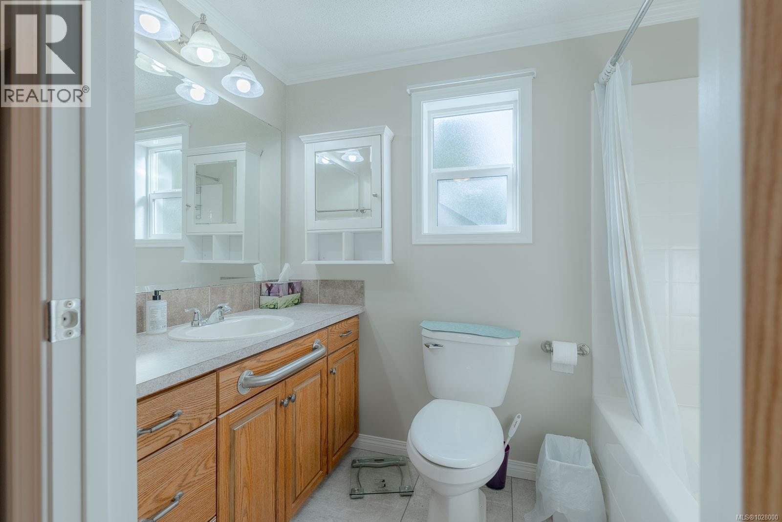 103 10325 Lakeshore Rd, Port Alberni