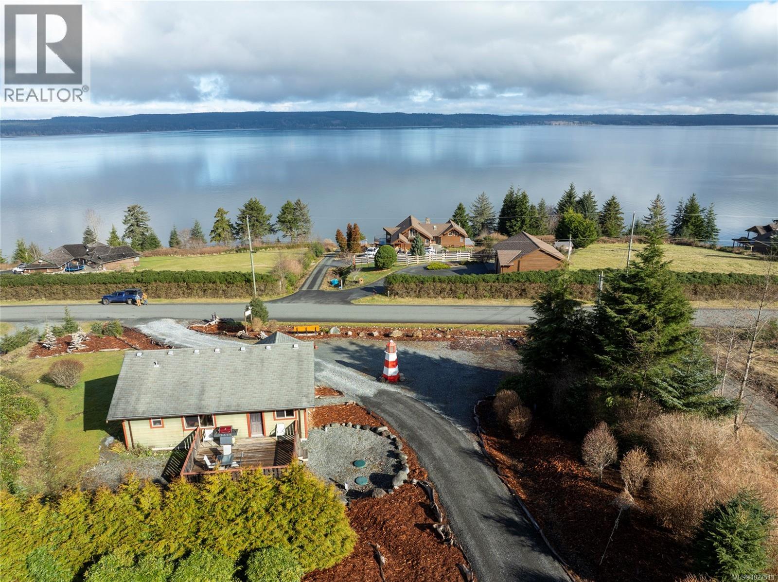 805 Lanqvist Rd - 2