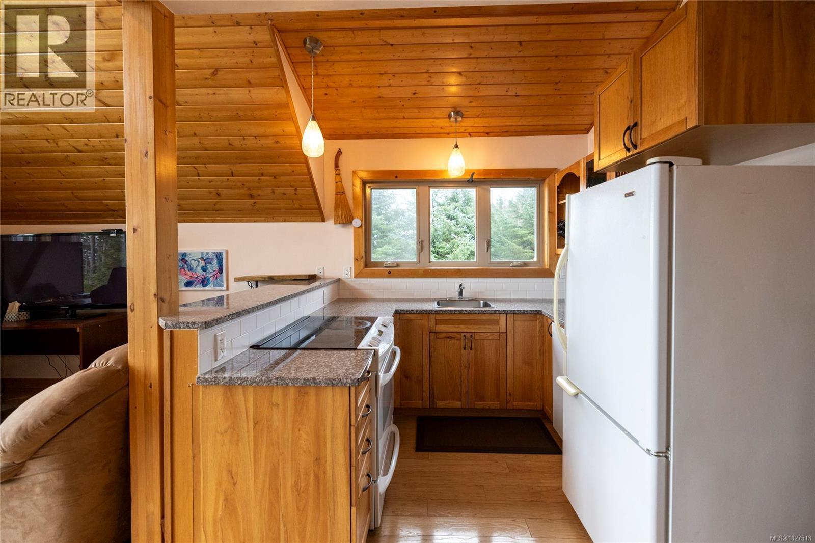 805 Lanqvist Rd - 32