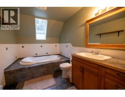 805 Lanqvist Rd, Hyde Creek, BC V0N2R0 Photo 28