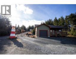 Laundry room - 805 Lanqvist Rd, Hyde Creek, BC V0N2R0 Photo 9