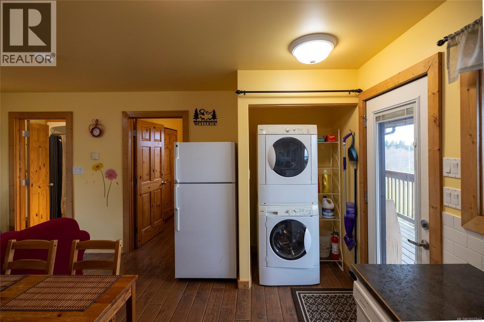 805 Lanqvist Rd - 23