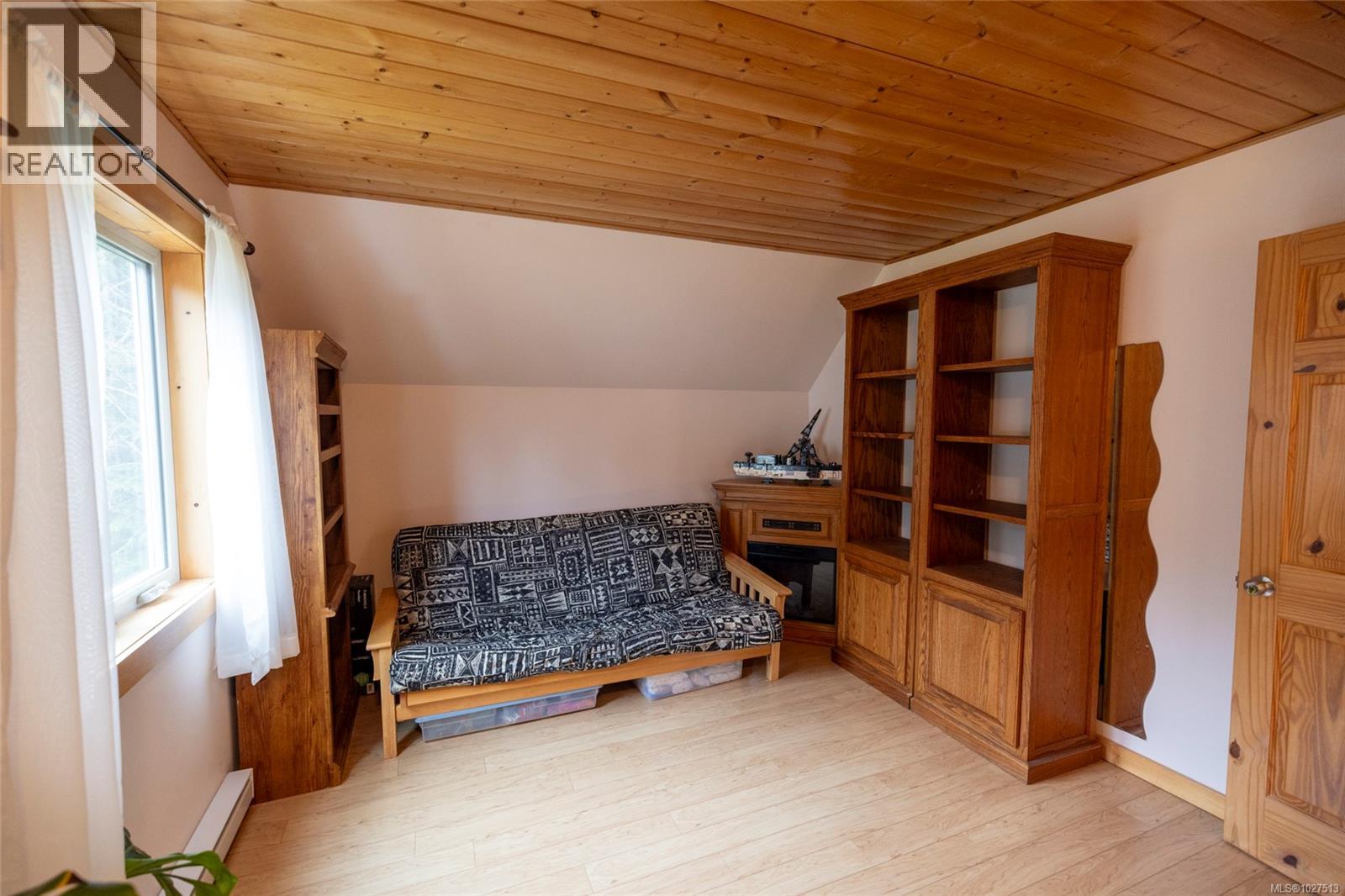 805 LANQVIST RD - 30