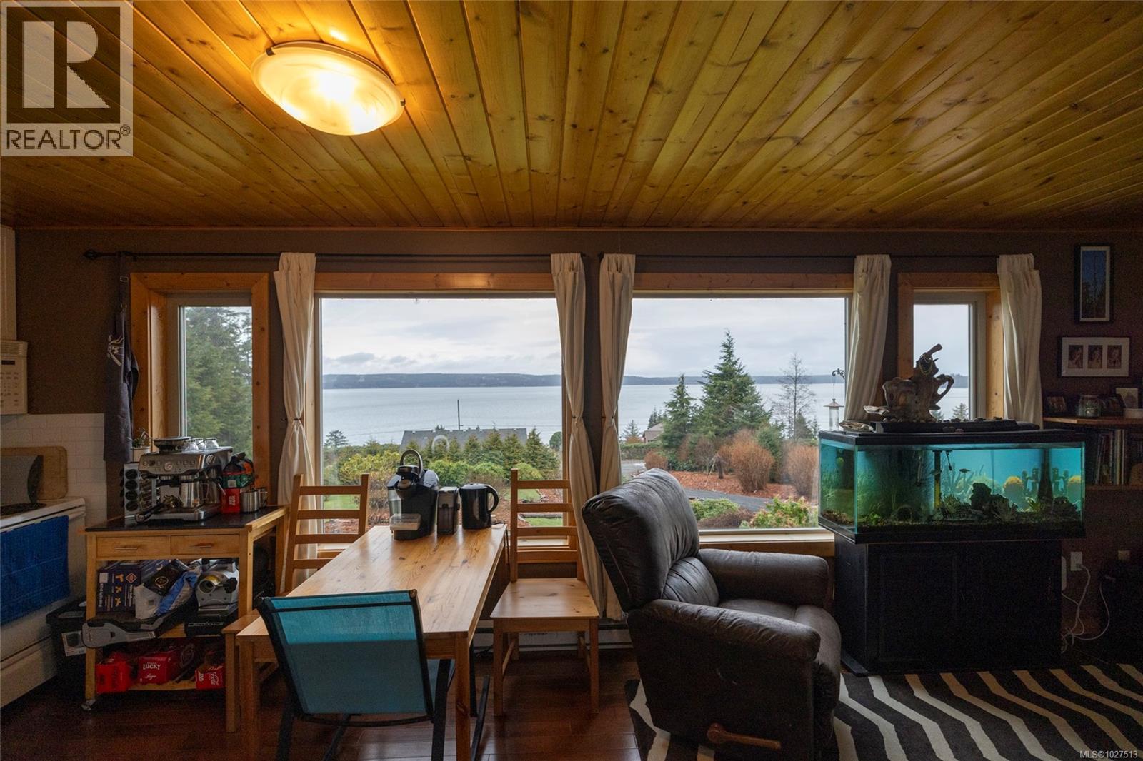 805 Lanqvist Rd - 45