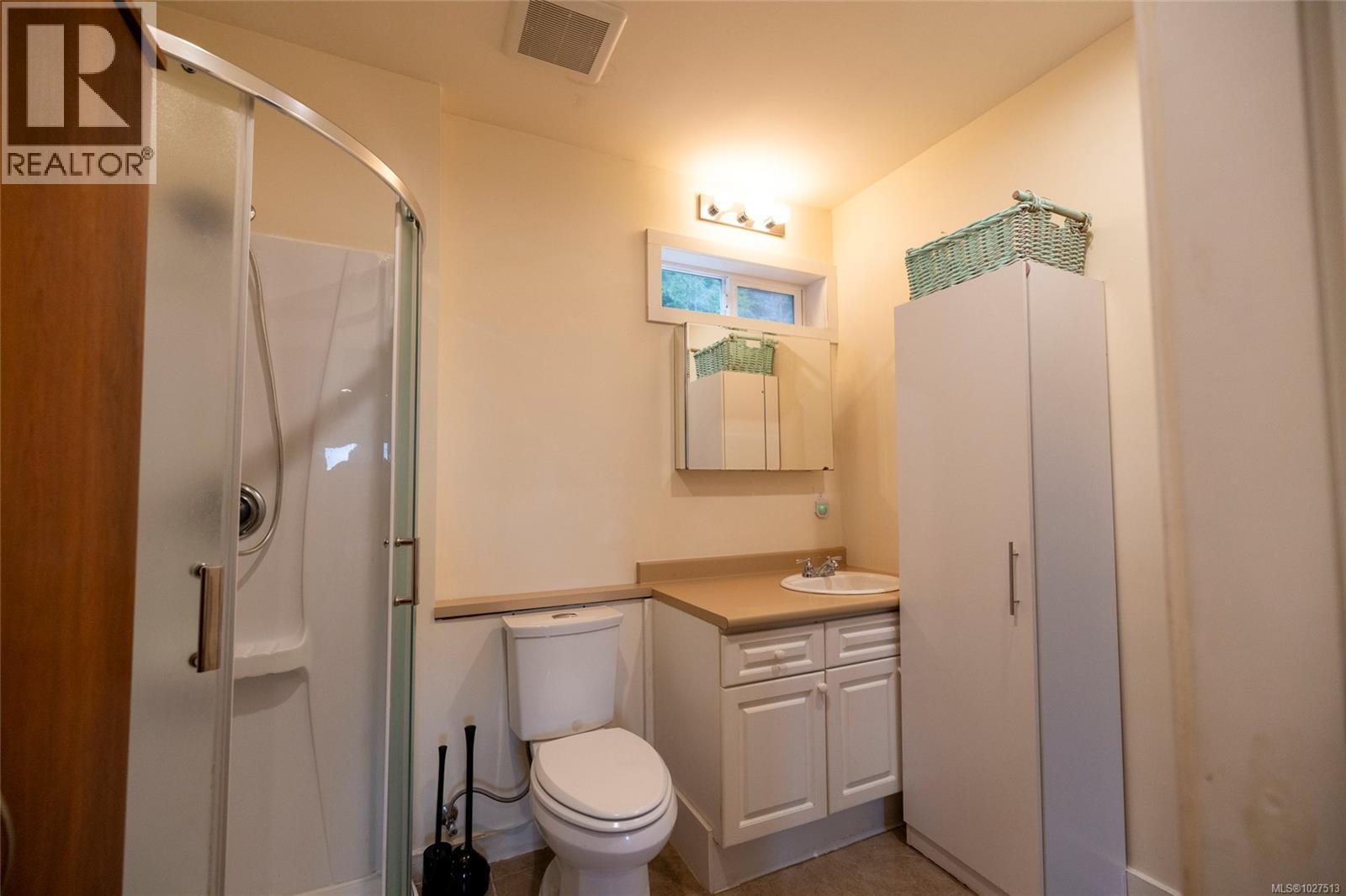 805 Lanqvist Rd - 50