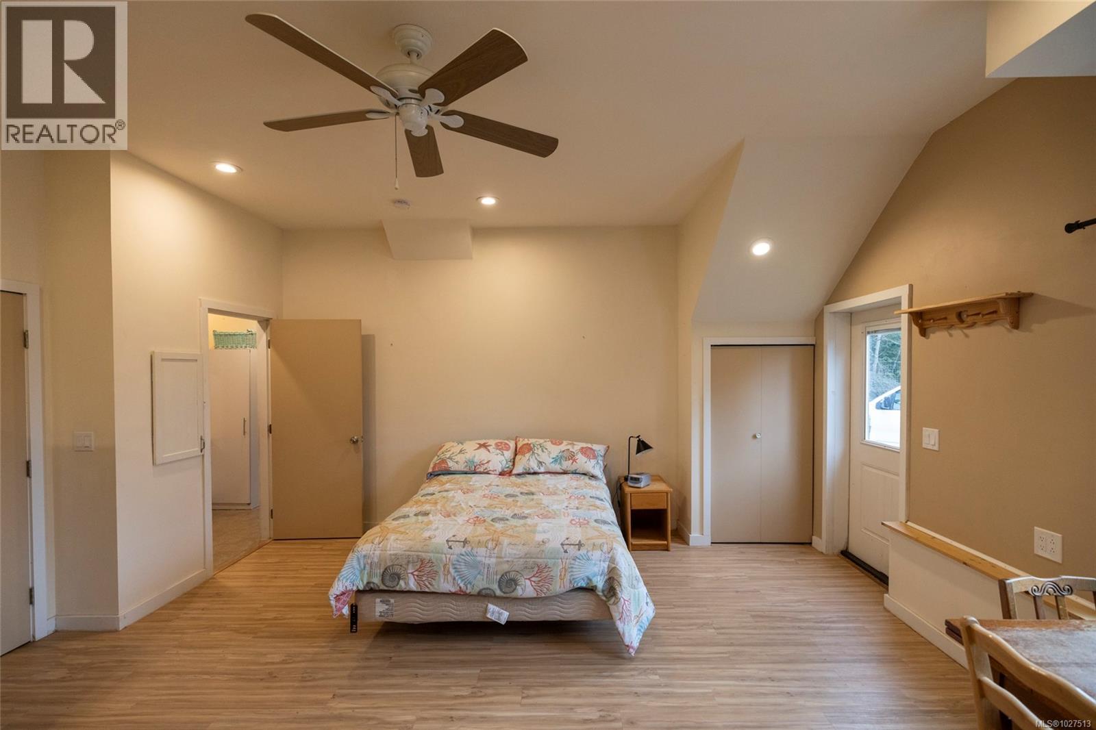 805 Lanqvist Rd - 47