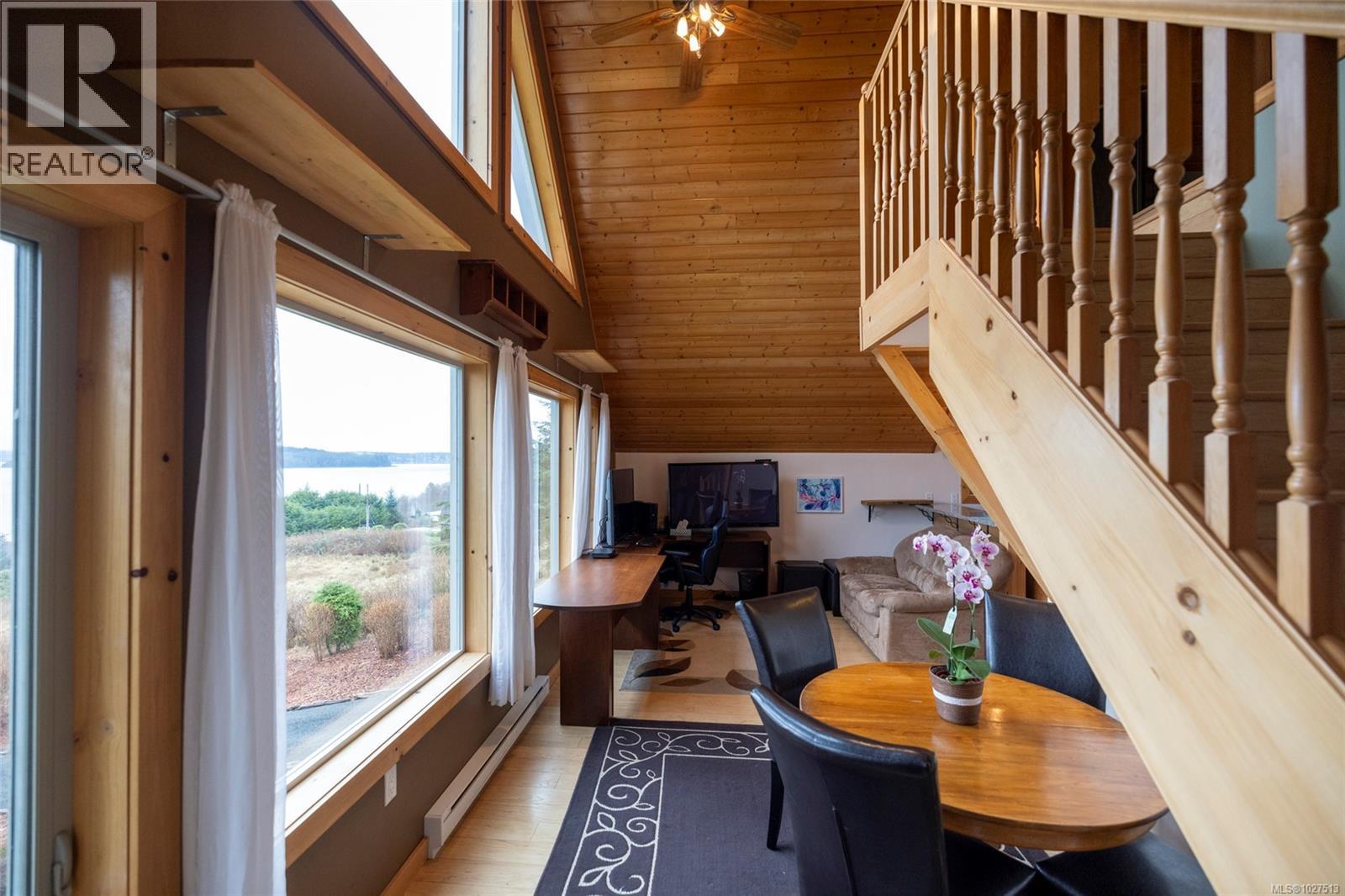 805 Lanqvist Rd - 33