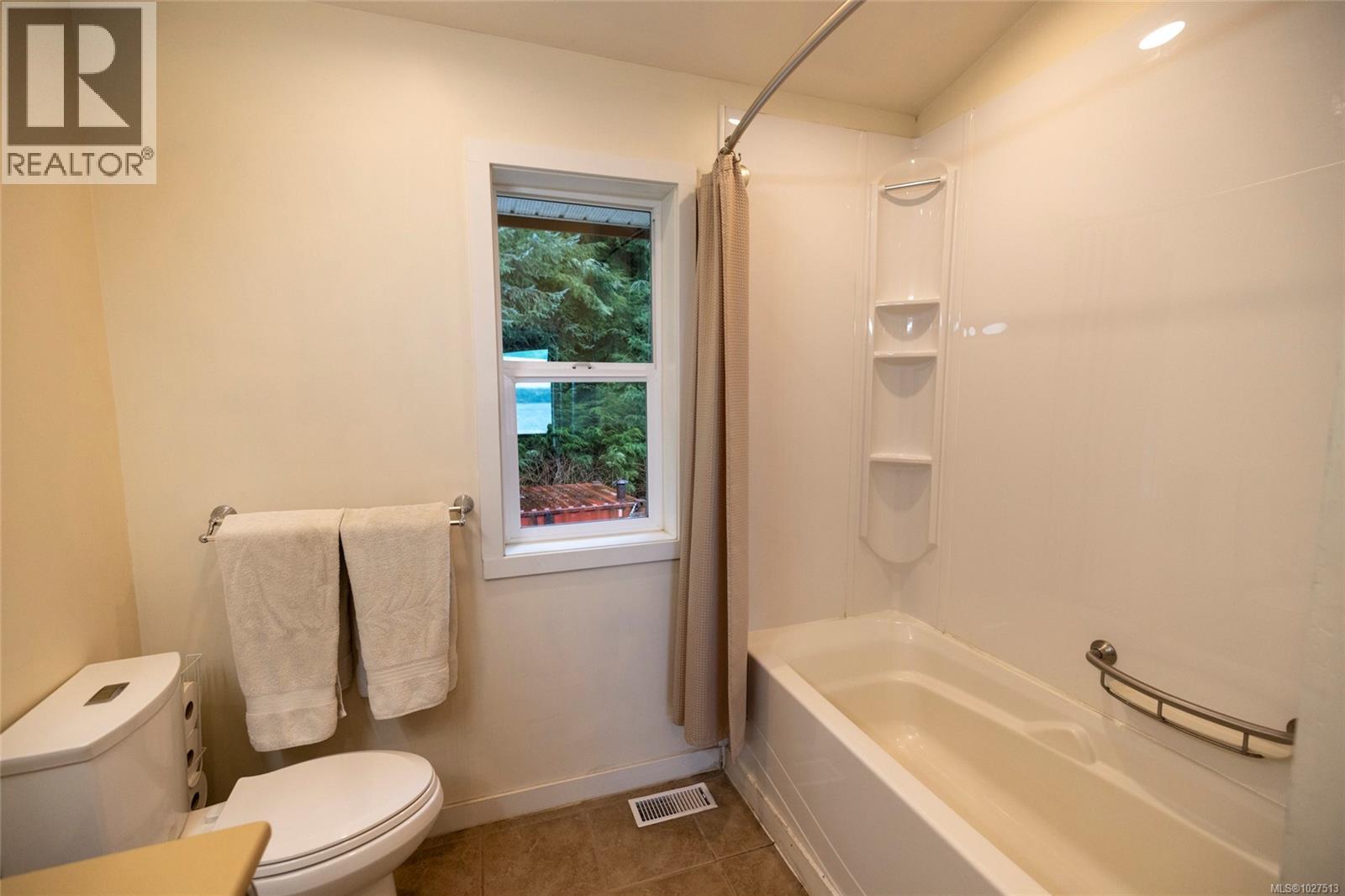 805 Lanqvist Rd - 62