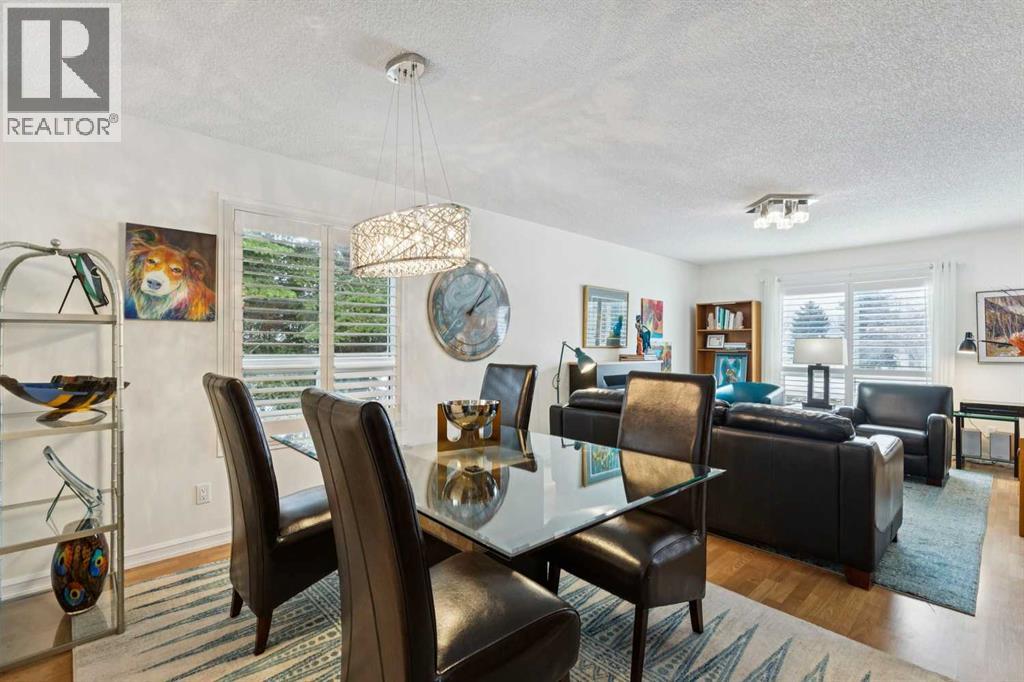 Single Family House for Sale in  Deer Ridge Close SE Deer Ridge Calgary 