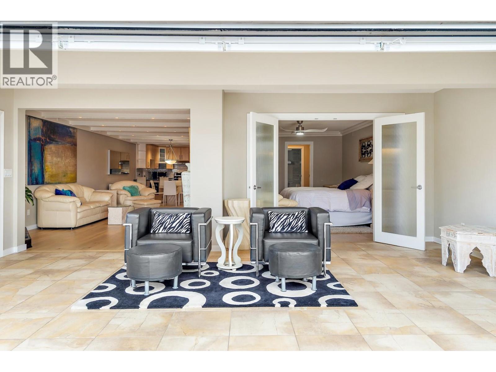 208 2900 Abbott Street, Kelowna