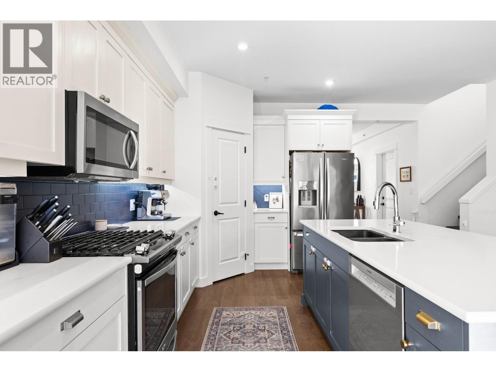 9563 Jensen Road Unit# 401, Lake Country