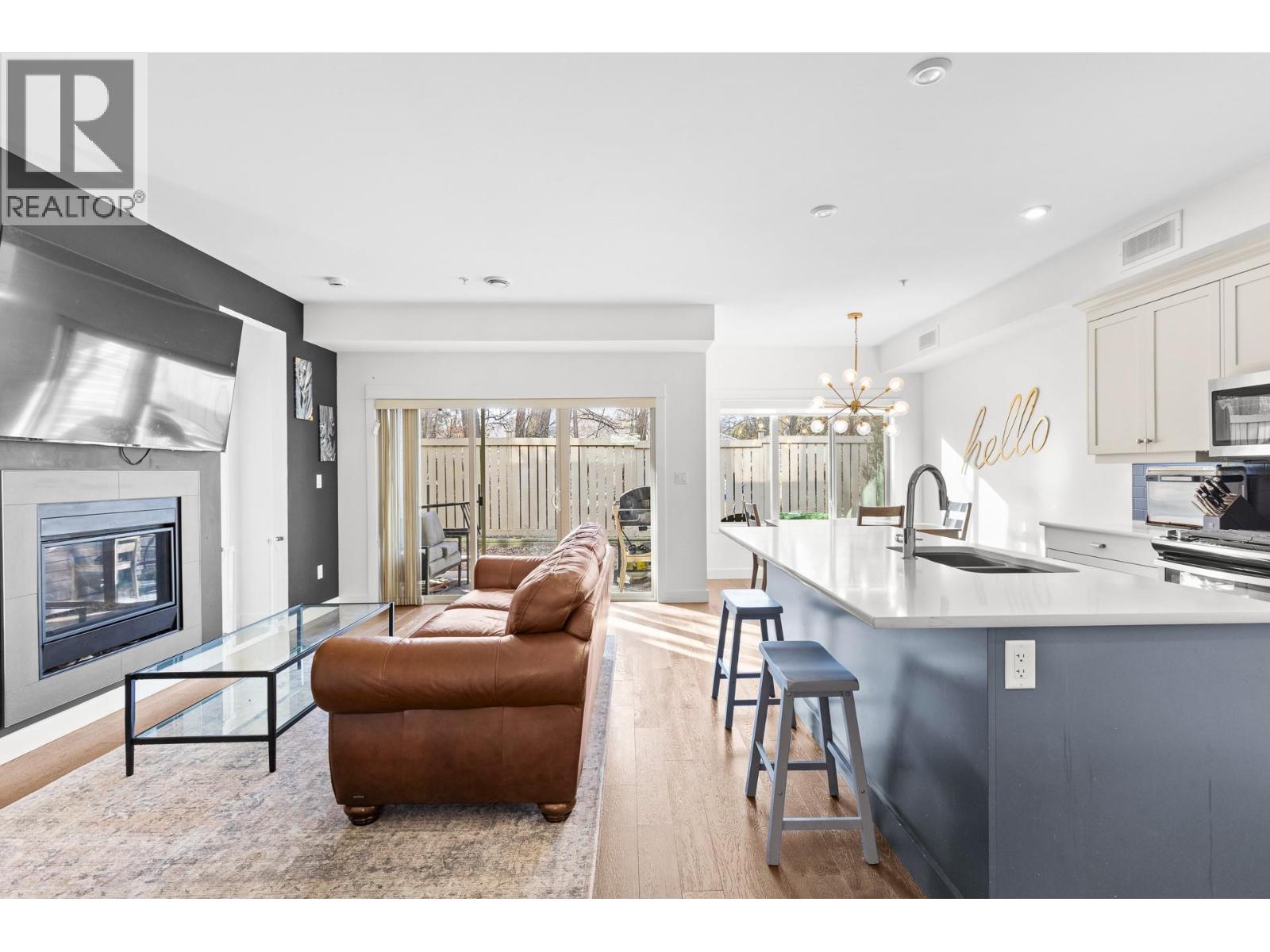 9563 Jensen Road Unit# 401, Lake Country