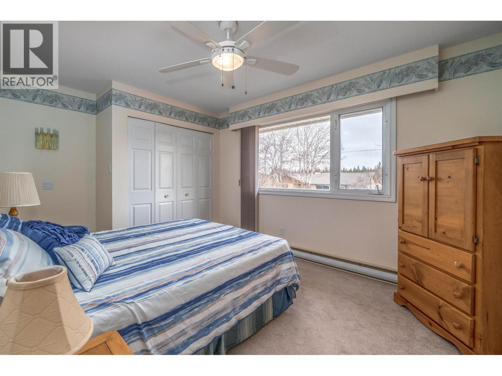 240 DOGWOOD AVENUE - 8