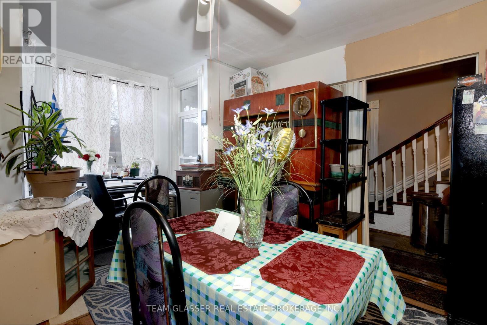 344 TALBOT STREET W - 18