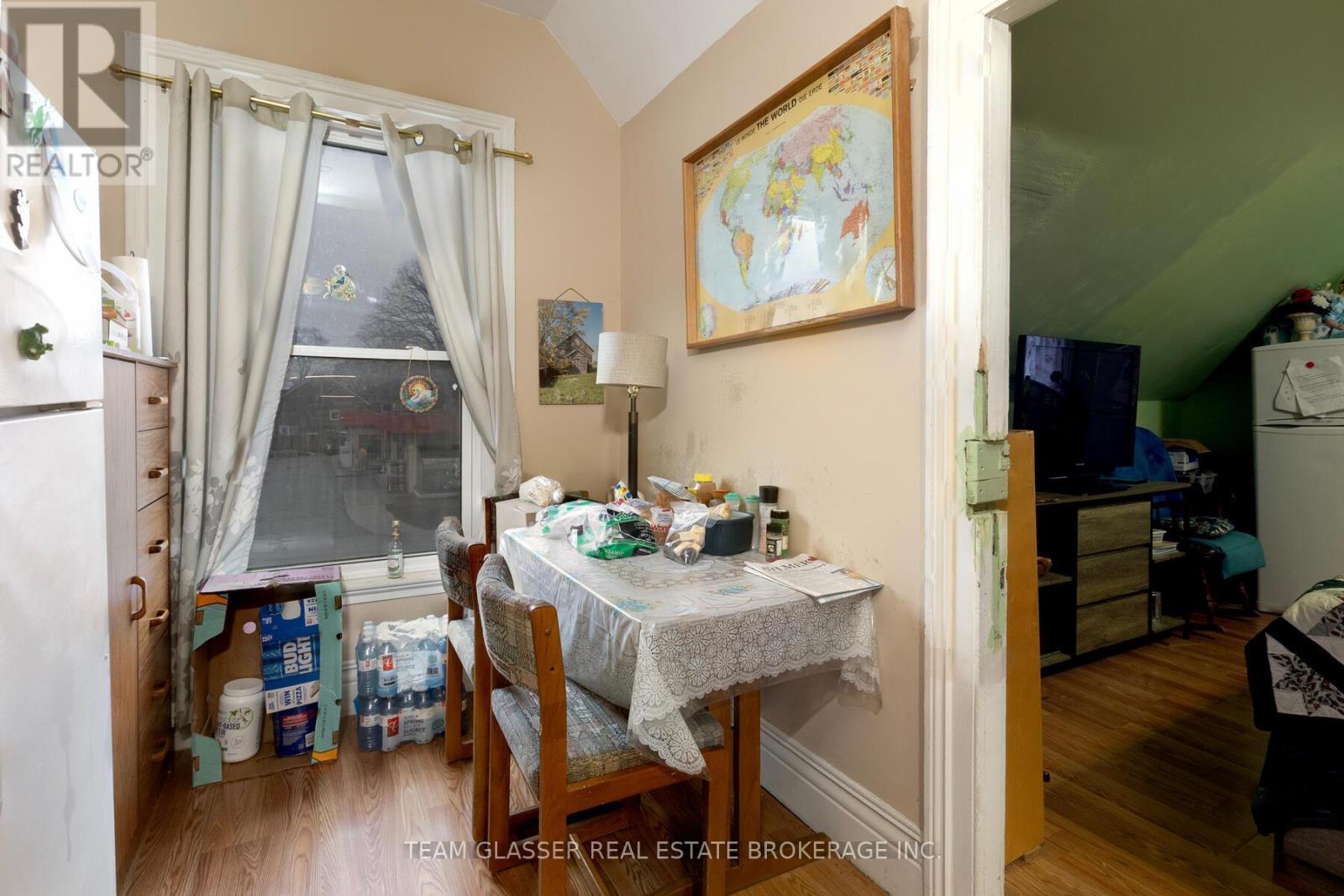 344 TALBOT STREET W - 29