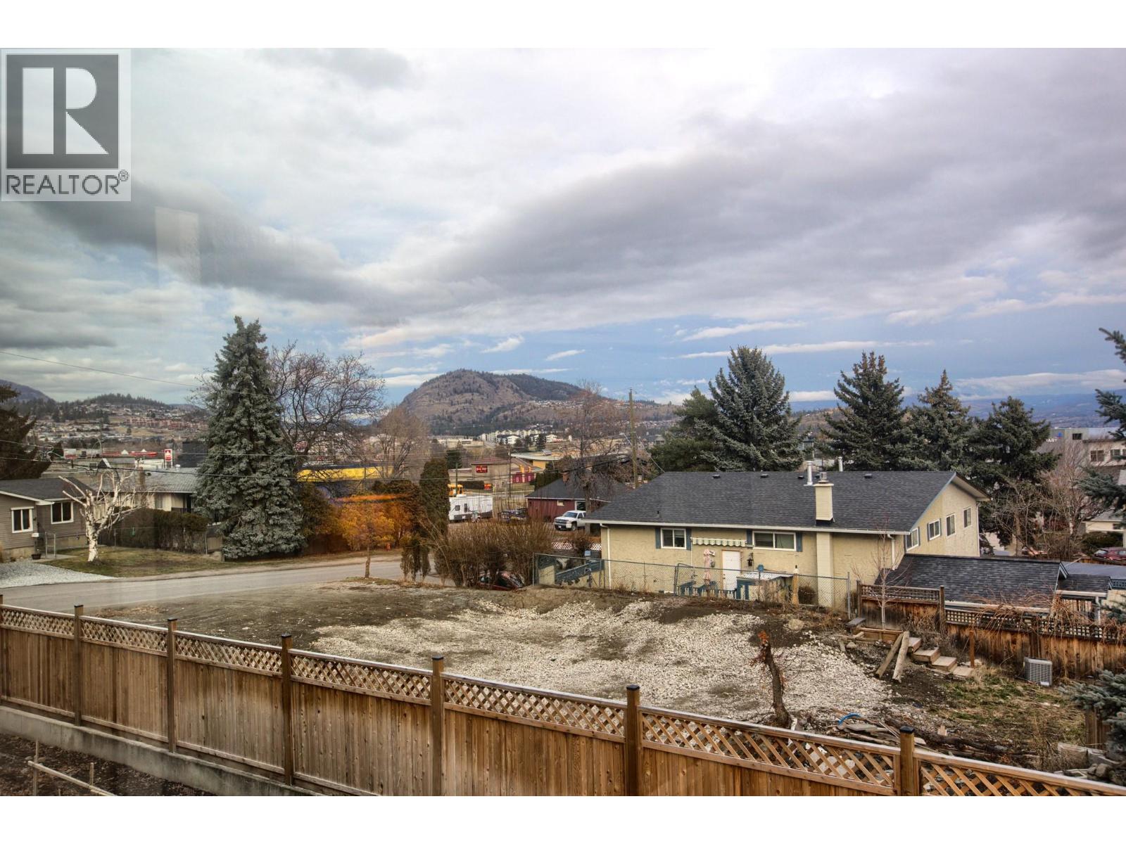 103 3757 Brown Road, West Kelowna
