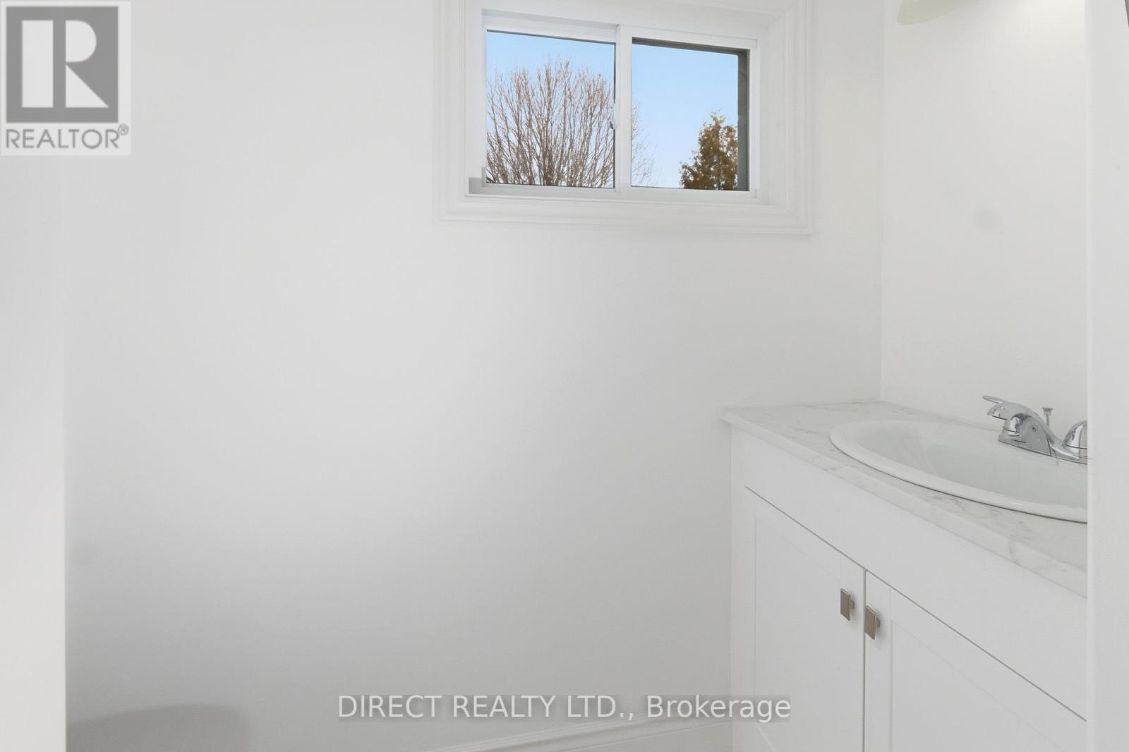 27 PURDY STREET - 22