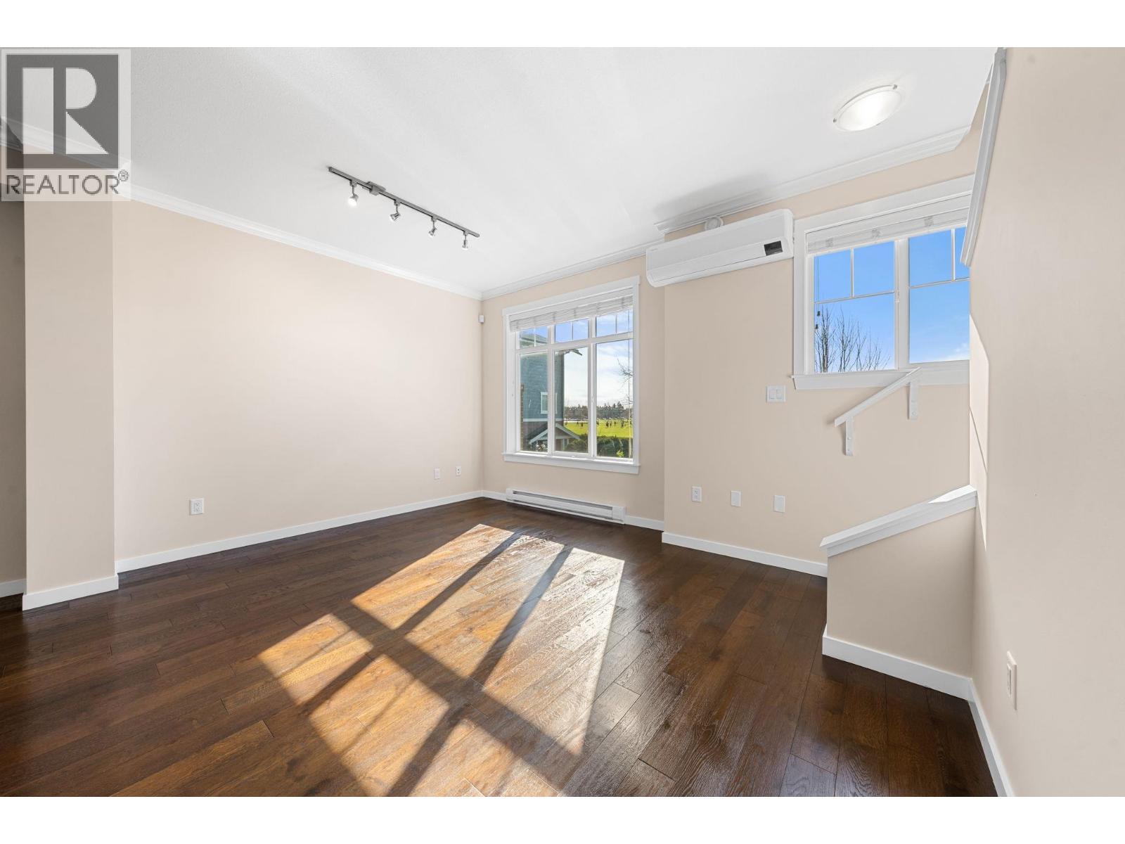 #4-9580 ALBERTA Road, Richmond