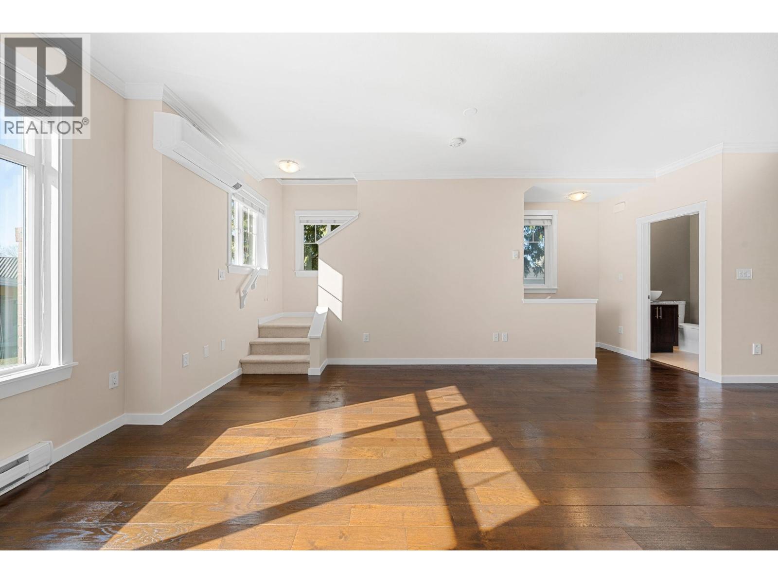 #4-9580 ALBERTA Road, Richmond