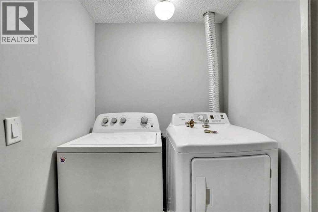 Single Family House Bi-level for Sale in D   Street SE Forest Lawn Calgary 