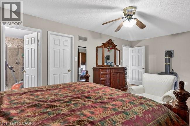 15 TALIA Court - 19