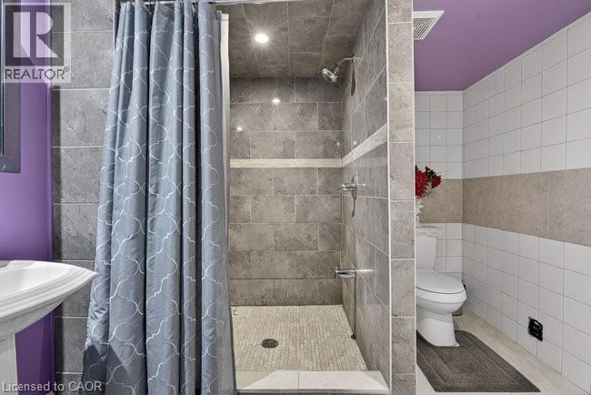 15 TALIA Court - 36