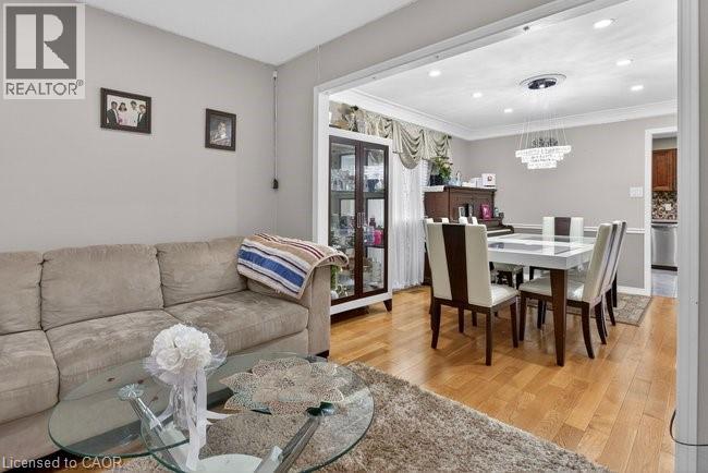 15 TALIA Court - 7