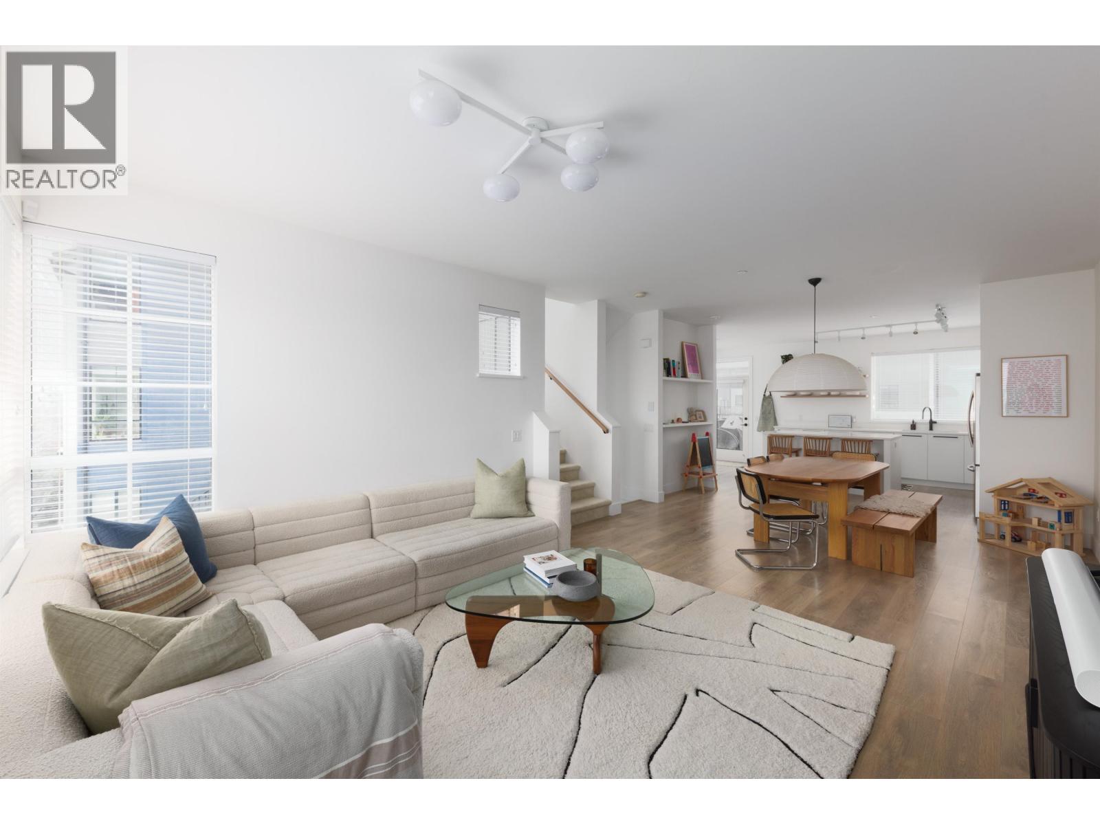 37995 HELM WAY, Squamish