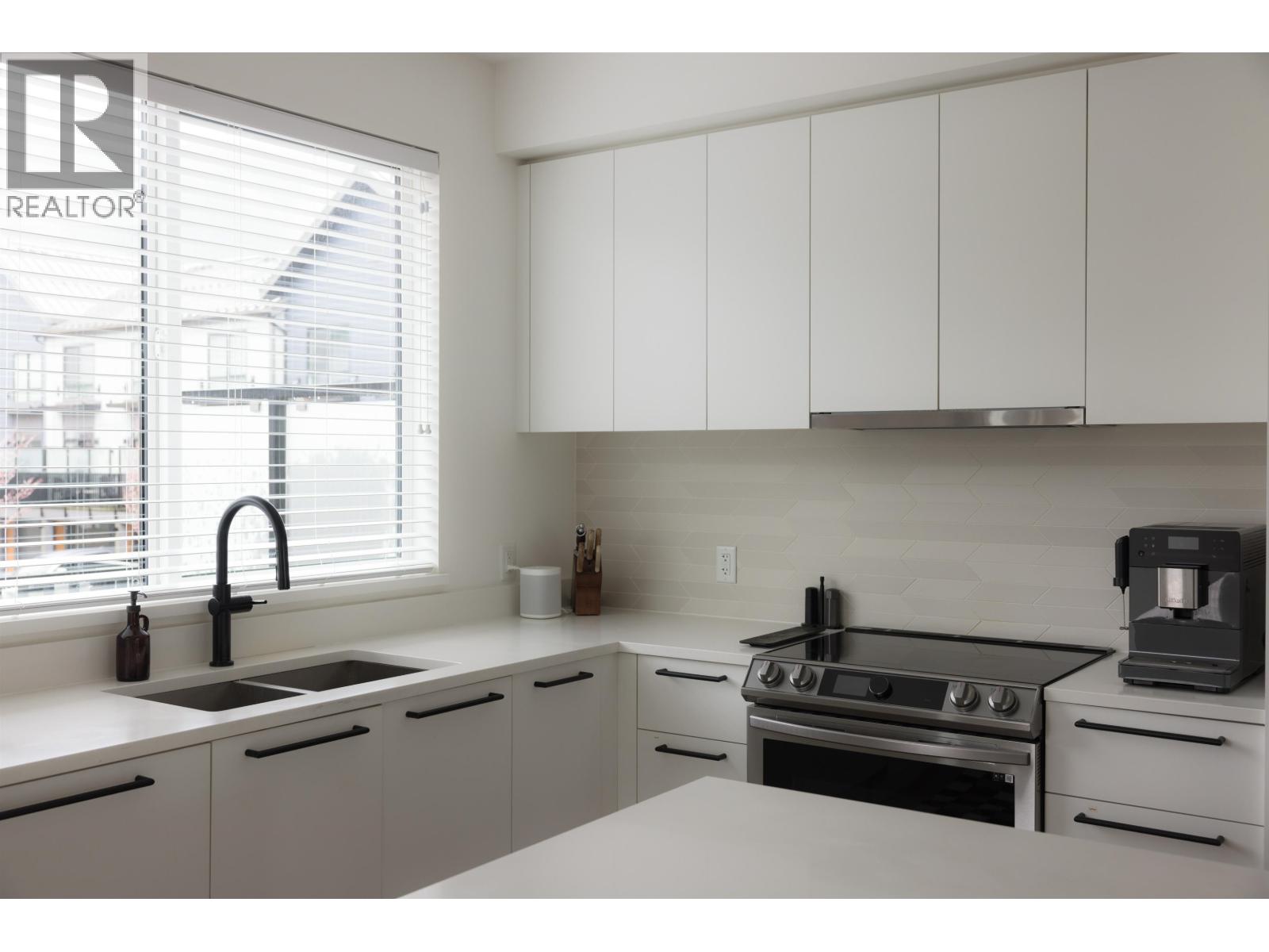 37995 HELM WAY, Squamish