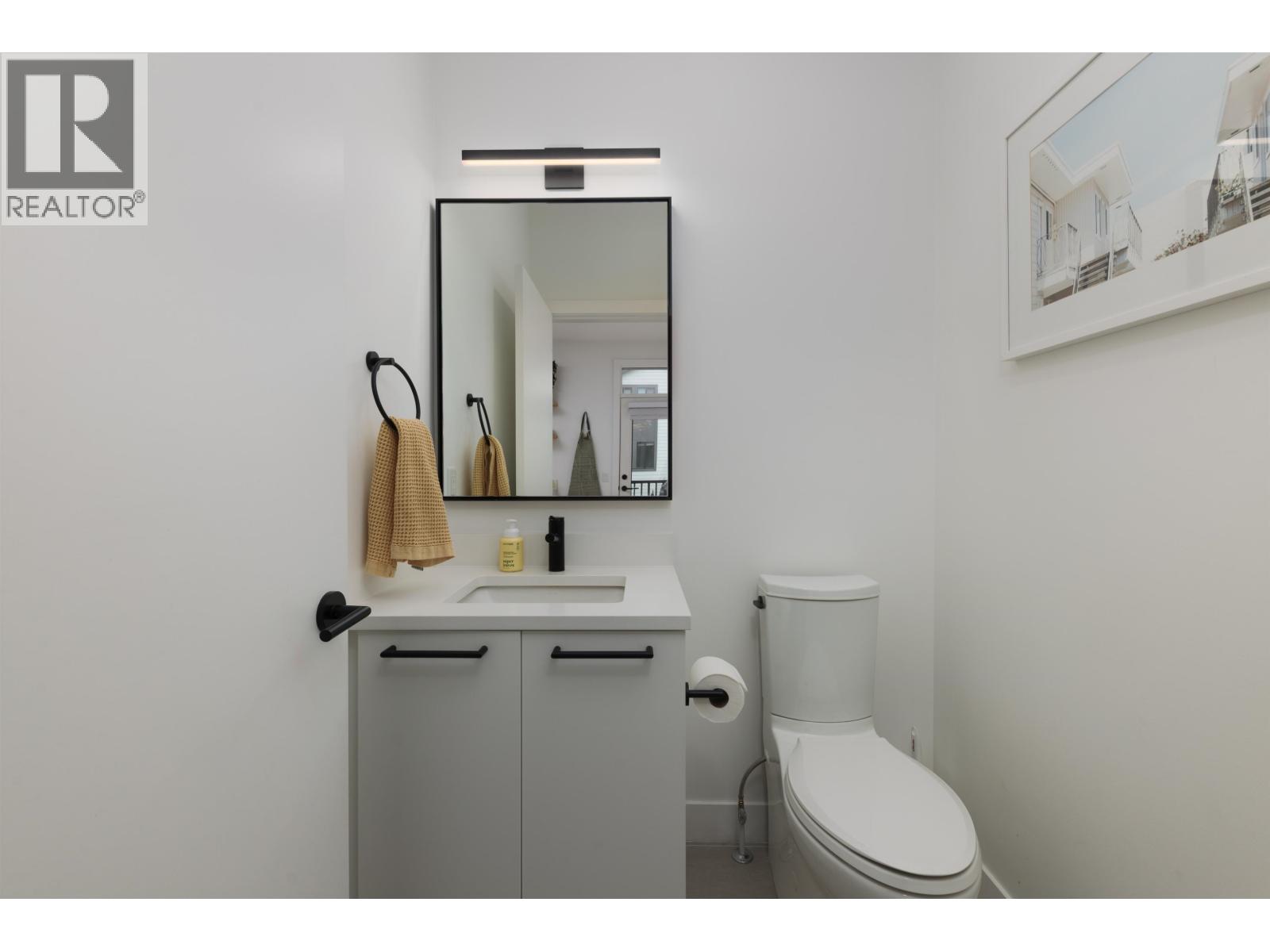 37995 HELM WAY, Squamish