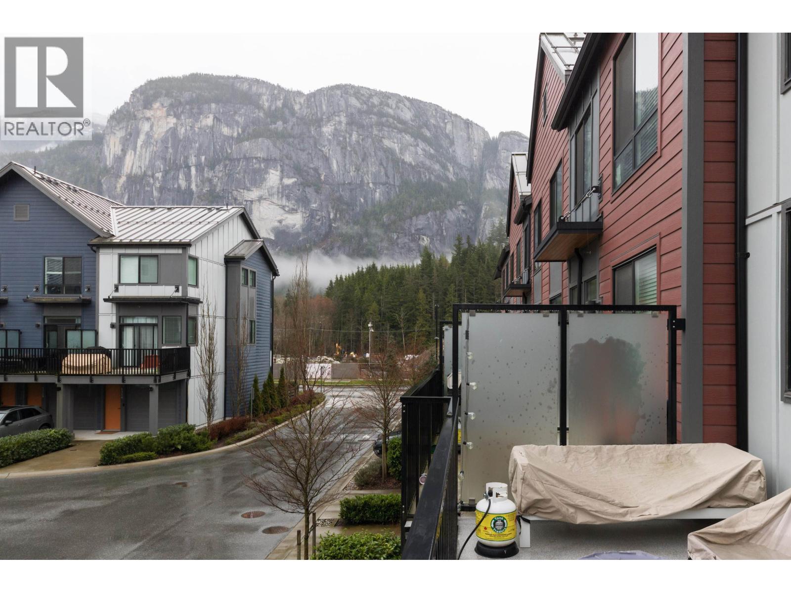 37995 HELM WAY, Squamish