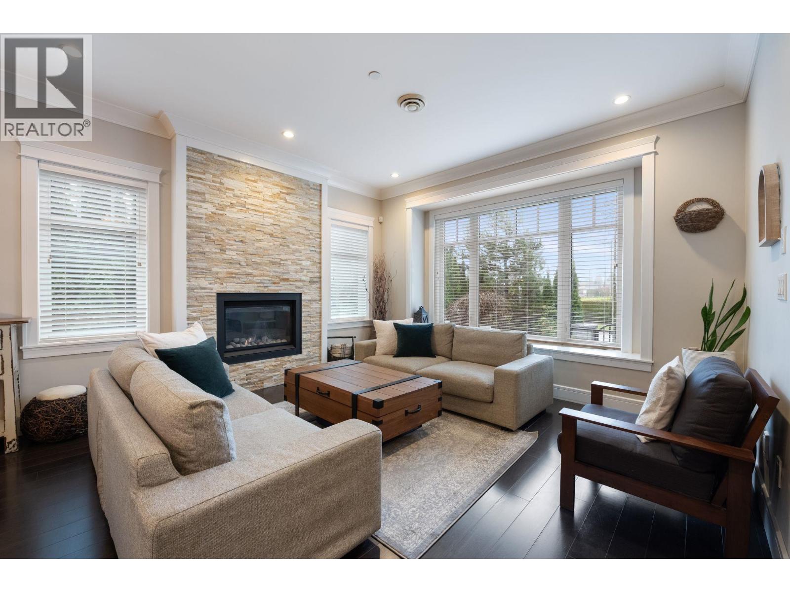 2798 19TH Avenue - photo 2