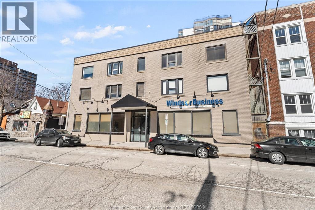 552-554 PITT STREET WEST - 1