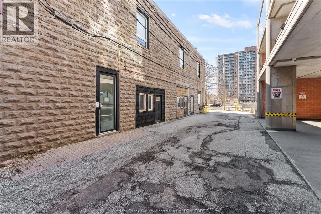 552-554 PITT STREET WEST - 5