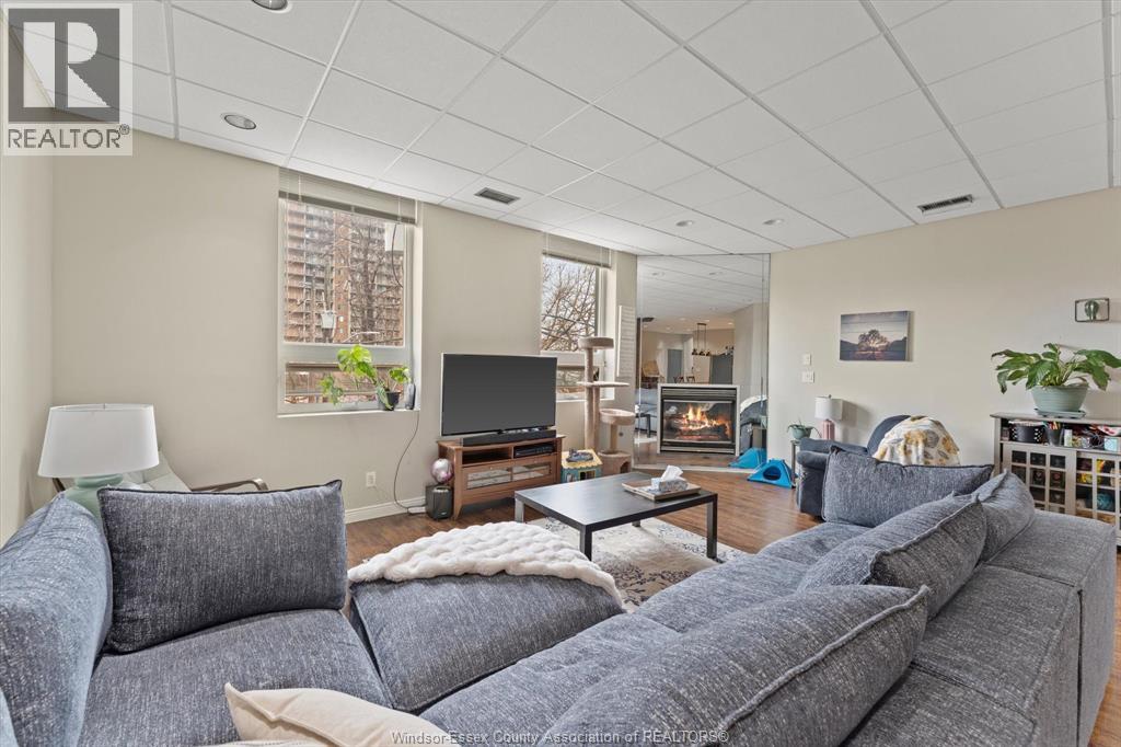 552-554 PITT STREET WEST - 19