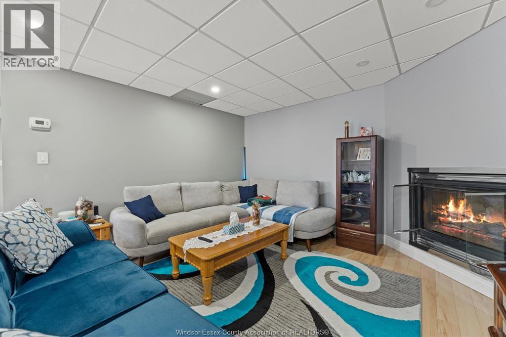552-554 PITT STREET WEST - 24