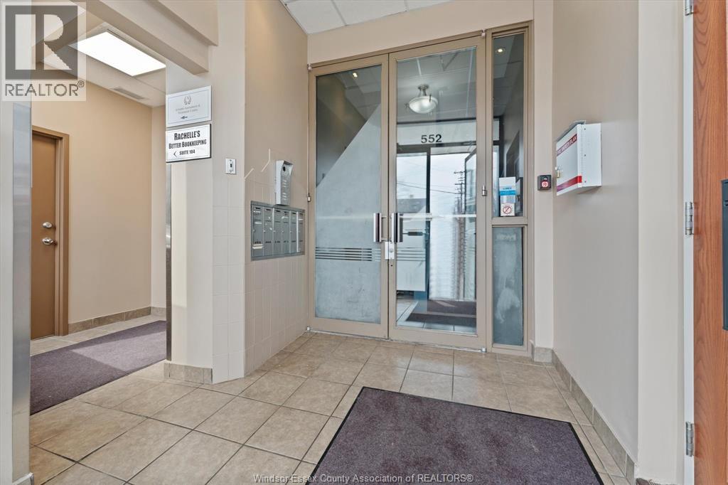 552-554 PITT STREET WEST - 29