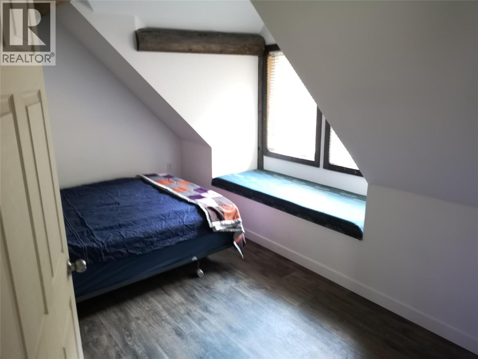 2513 GREEN MOUNTAIN Road, Penticton