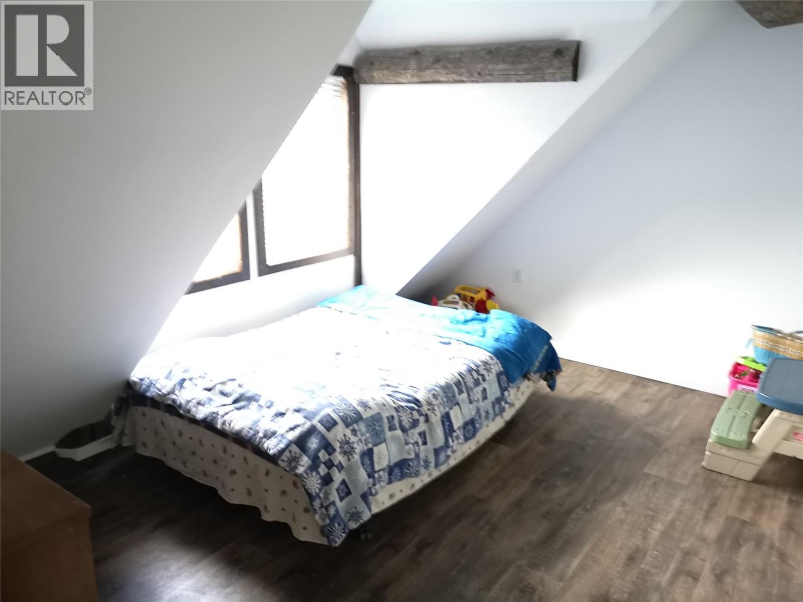 2513 GREEN MOUNTAIN Road, Penticton